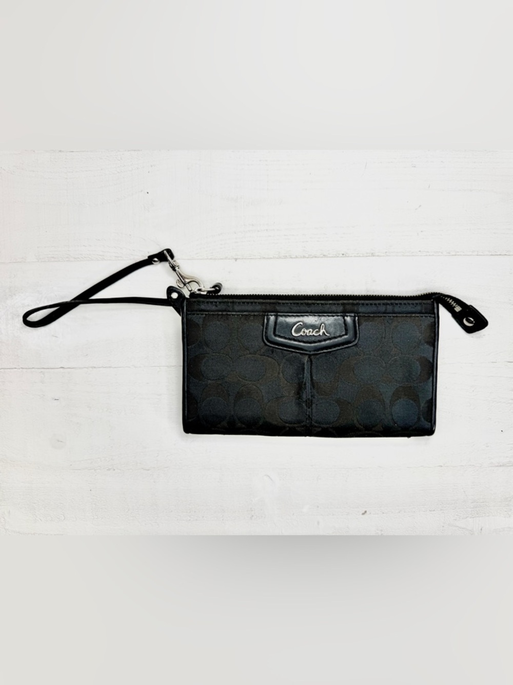 Coach Black Signature Wristlet Wallet Zip Around Clutch C Logo PROJECT